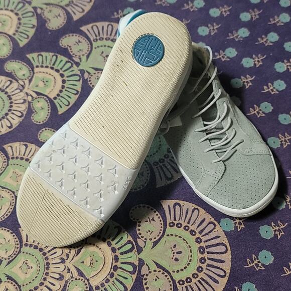 Plae Mulberry Womens Sneakers Suede Great Condition - Picture 4 of 7